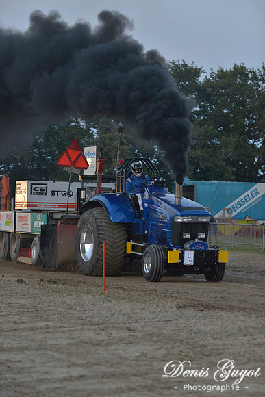 Tracteur Pulling Tannay 2013 (53)