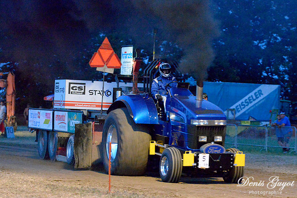 Tracteur Pulling Tannay 2013 (56)