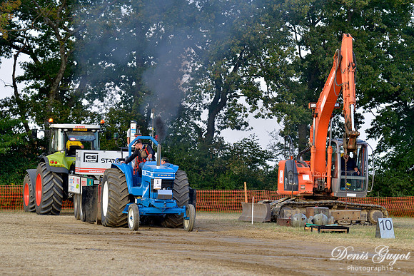 Tracteur Pulling Tannay 2013 (28)