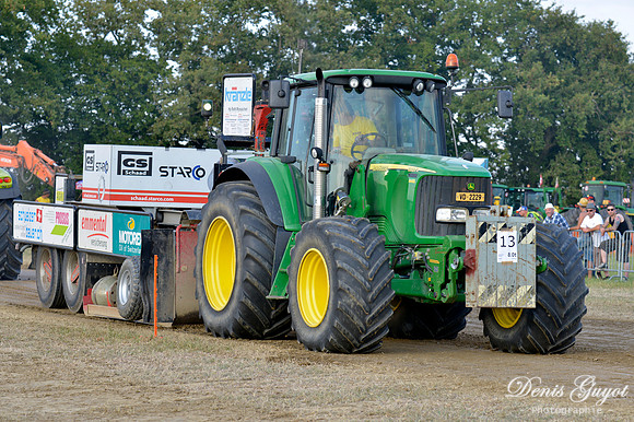 Tracteur Pulling Tannay 2013 (23)
