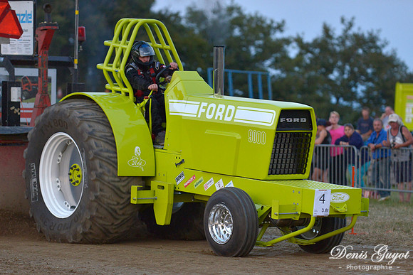 Tracteur Pulling Tannay 2013 (47)